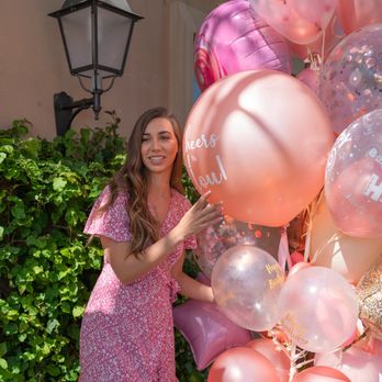 Sunny Balloons - Say Happy Birthday with a rose gold Giant Specialty Bouquet she will love! - Balloon Services Near Me