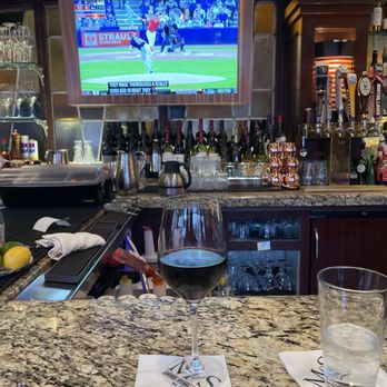 McCormick & Schmick's Seafood & Steaks - Bar - Seafood Near Me - Cincinnati, Ohio