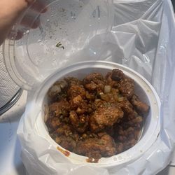 London Hakka & Momo House - Manchurian chicken