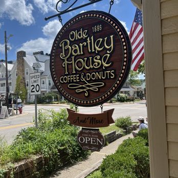 The Olde Bartley House - Coffee & Tea Near Me - Nashville, Indiana The Olde Bartley House - Coffee & Tea Near Me - Nashville, Indiana