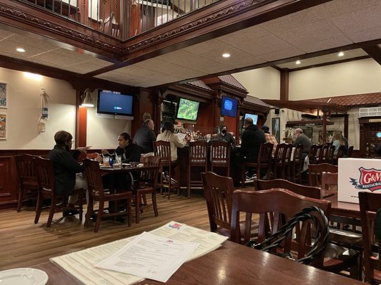 G & M Restaurant by null