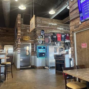 Septembers Taproom & Eatery - Redlands - New American Near Me - Redlands, California