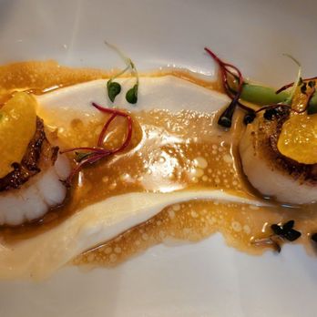 The Mountain House - Scallop appetizer - New American Near Me - Woodside, California