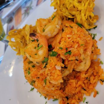 Isla Del Encanto - Shrimp and Rice - Puerto Rican Near Me - Miami, Florida