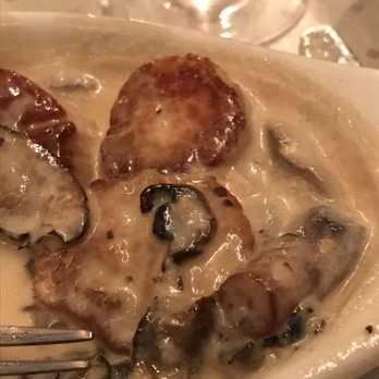 Sandbar & Grill - Most delicious Madeira mushroom cream sauce over scallops. - Seafood Near Me - Monterey, California Sandbar & Grill - Most delicious Madeira mushroom cream sauce over scallops. - Seafood Near Me - Monterey, California