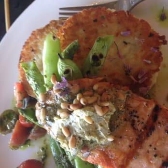 Skates On The Bay - Perfect salmon with this strong grill flavor,& yum sauce - Seafood Near Me - Berkeley, California