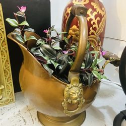 Highlands Antique Mall
