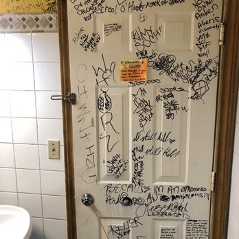 Qupqugiaq Inn - The inside of the hallway bathroom. Notice the lack of door handle to even get out. - Hotels Near Me - Anchorage, Alaska
