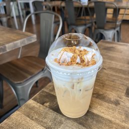 Dalgona Iced Latte