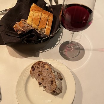 The Palm - Tysons - Red wine - Seafood Near Me - Tysons Corner, Virginia