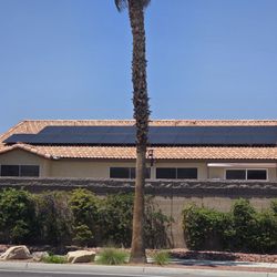 Sunrizon Energy - View of installed solar panels