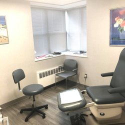 Ammar Al Rubaiay, DPM AACFAS - One of 5 treatment rooms