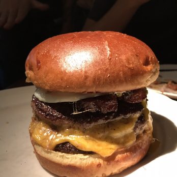 Au Cheval - Burger - Bars Near Me - Chicago, Illinois