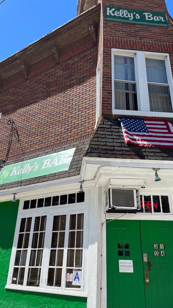 KELLY’S BAR & GRILL Updated May 2024 20 Photos & 24 Reviews 3104