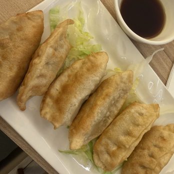 Saigon District - #08 Chicken Gyoza (6 Pcs) - Vietnamese Near Me - Houston, Texas Saigon District - #08 Chicken Gyoza (6 Pcs) - Vietnamese Near Me - Houston, Texas