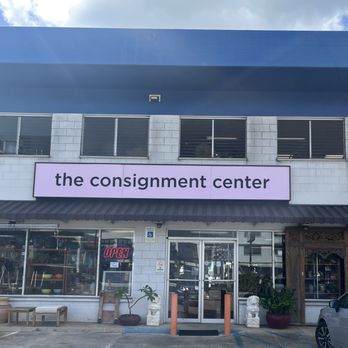 Hawaii Consignment Center - Furniture Stores Near Me - Honolulu, Hawaii Hawaii Consignment Center - Furniture Stores Near Me - Honolulu, Hawaii