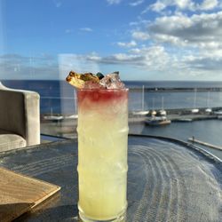 Whalewatching Bar
