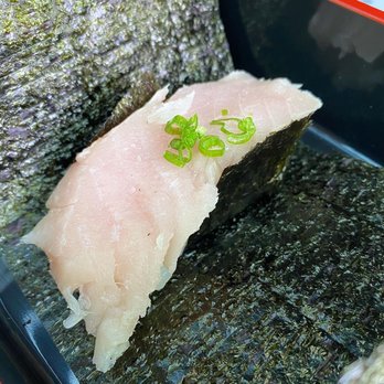 HRB Experience - IG: snacks_with_steph - Sushi Bars Near Me - Los Angeles, California HRB Experience - IG: snacks_with_steph - Sushi Bars Near Me - Los Angeles, California