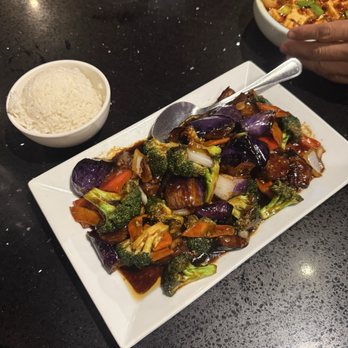 Royal Sichuan - T9. 鱼香茄子 / Eggplant with Garlic Sauce - Chinese Near Me - Richardson, Texas
