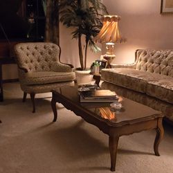 Antonio's Leather & Upholstery Experts