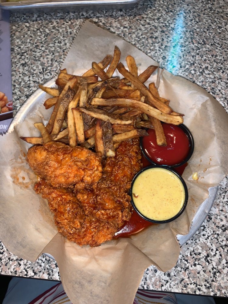 DIAMOND BILLIARD CLUB Updated June 2024 22 Photos & 19 Reviews