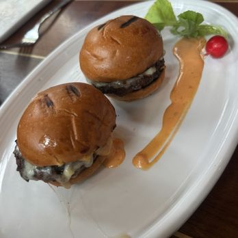 Piedra Santa - Wagyu sliders - Steakhouses Near Me - San Diego, California Piedra Santa - Wagyu sliders - Steakhouses Near Me - San Diego, California