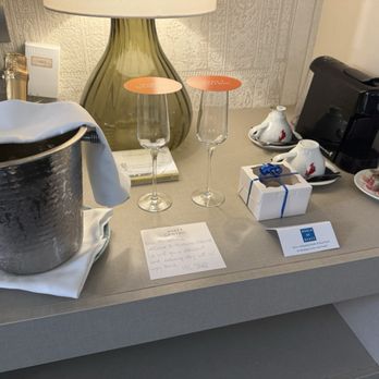 Hyatt Centric - Globalist welcome gift - Hotels Near Me - Murano, VE Hyatt Centric - Globalist welcome gift - Hotels Near Me - Murano, VE