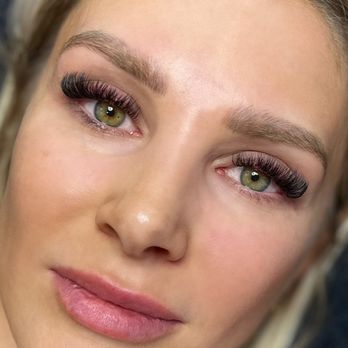 Juli’s Lashes - Hybrid Eyelash Extensions - Eyelash Service Near Me - Sherman Oaks, California