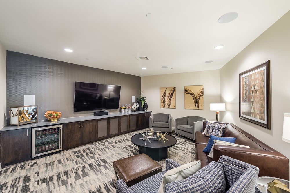 LANDMARK GRANDVIEW Updated October 2024 36 Photos 15503 Vance