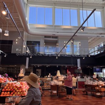 Dorothy Lane Market - Grocery Near Me - Mason, Ohio
