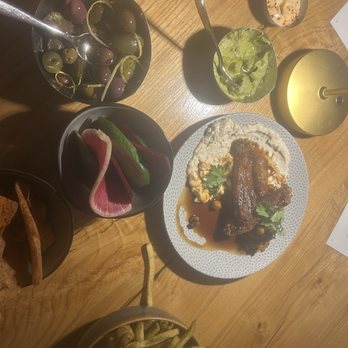 Spice Finch - Mediterranean Near Me - Philadelphia, Pennsylvania