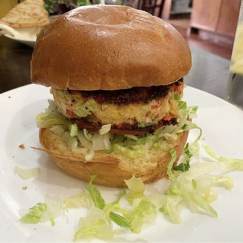 The Chef's Corner - Crab Cake Sandwich - New American Near Me - Mineola, New York