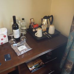 The Kimberley Hotel - Room