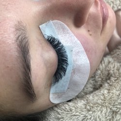 Lash House Aspen - Make sure to schedule your holiday lash appointments xo!