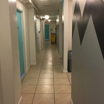 Miami Sun Hotel - Hallways of the second floor - Hotels Near Me - Miami, Florida