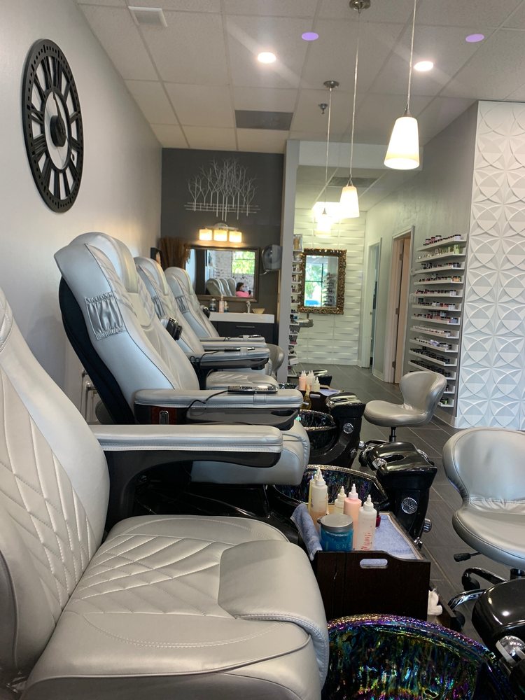 ANN’S NAILS Updated August 2024 81 Photos & 47 Reviews 9439 Poplar Ave, Germantown