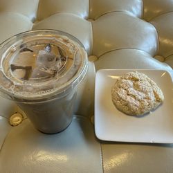 The Baked Bean Coffee - The boomerang and ooey gooey cookie