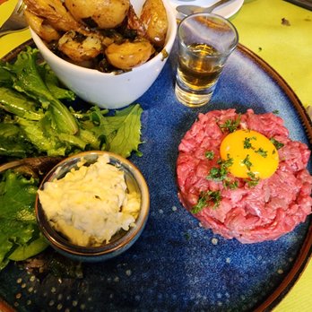 Le Mesturet - Beef Tartare - Bistros Near Me - Paris, 75 Le Mesturet - Beef Tartare - Bistros Near Me - Paris, 75
