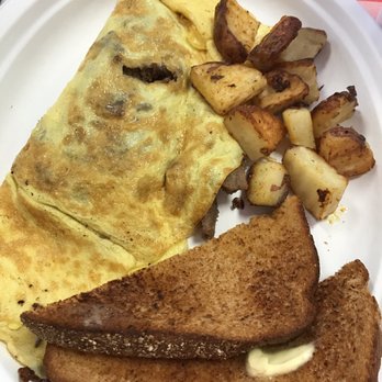 Reunion Cafe - Gyro Omelette - Mediterranean Near Me - Davenport, Florida Reunion Cafe - Gyro Omelette - Mediterranean Near Me - Davenport, Florida
