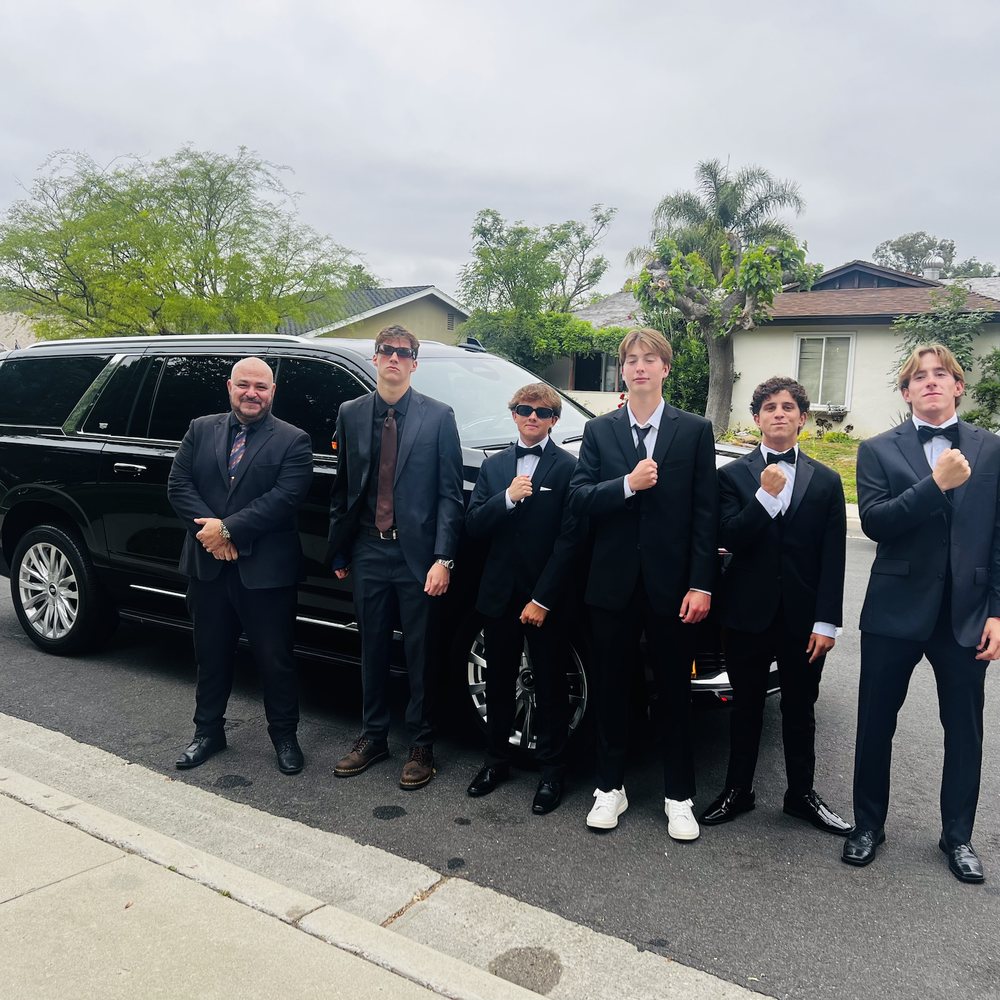 Barry's Limousine - Limos Near Me - Los Angeles, California