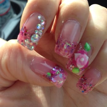 Orchid Nails - Beautiful design by Cindy - Nail Salons Near Me - Hayward, California