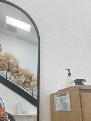 bronde salon Photos
