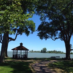 Lake Front Park - Beautiful view