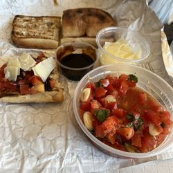 La Tavolata Italian Kitchen - Tomato Basil Bruschetta
