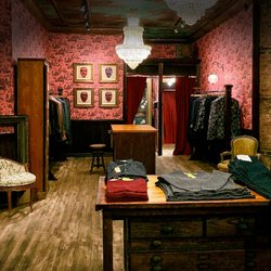 Descendant of Thieves - Descendant of Thieves Bleecker Street Interior.