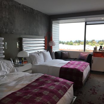 W Bellevue - Hotels Near Me - Bellevue, Washington
