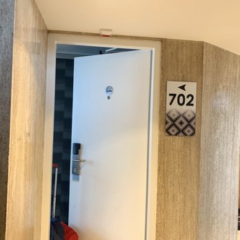 Savoy Hotel Rotterdam - Room 702 - Hotels Near Me - Rotterdam, ZH