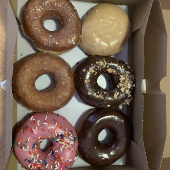 Dun-Well Doughnuts - Donuts Near Me - Brooklyn, New York