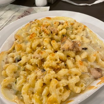 Cafe 4 - Grilled chicken and jalapeño Mac n Cheese - Comfort Food Near Me - Knoxville, Tennessee