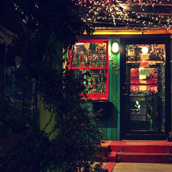 Papermoon Diner - Entrance at Papermoon Diner - Diners Near Me - Baltimore, Maryland